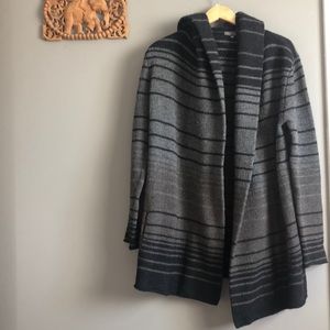 Vince wool sweater